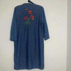 Very unique tunic! | XS | Rose Design on Back | Blue Denim
